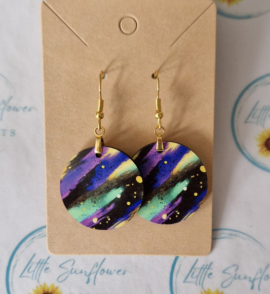 Round mardi gras design earrings